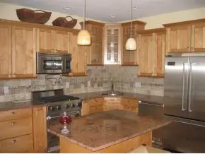 Boulder Ridge kitchen and living area